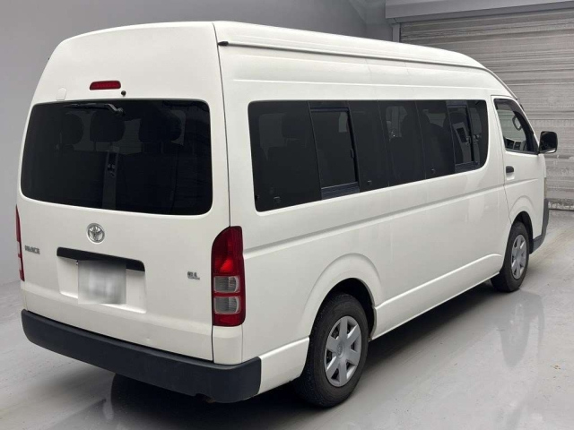 TOYOTA HIACE 2008