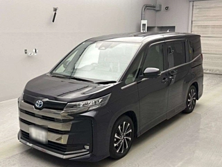 TOYOTA NOAH 2024