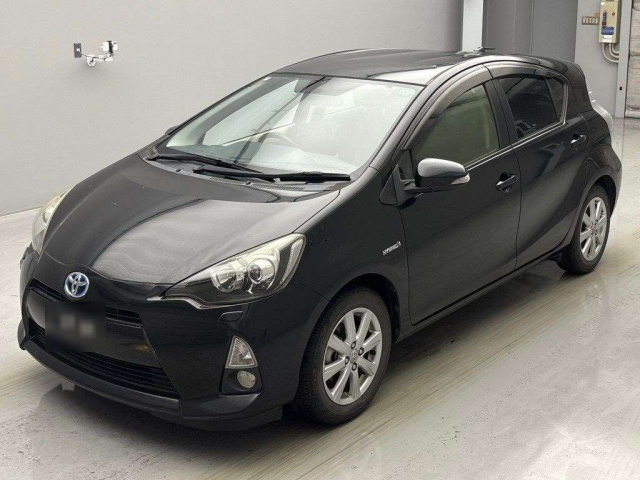 TOYOTA AQUA 2014