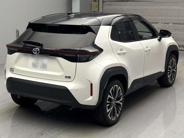 TOYOTA YARIS CROSS 2021