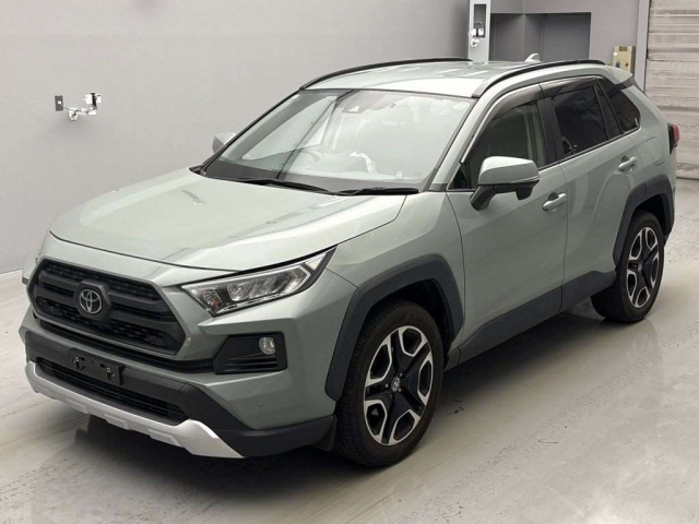 TOYOTA RAV4 2019