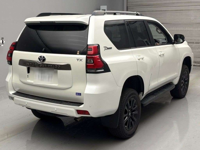 TOYOTA LAND CRUISER PRADO 2021