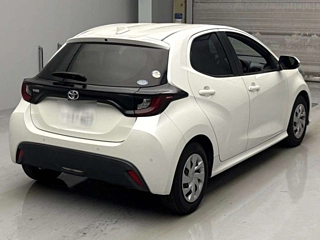 TOYOTA YARIS 2021