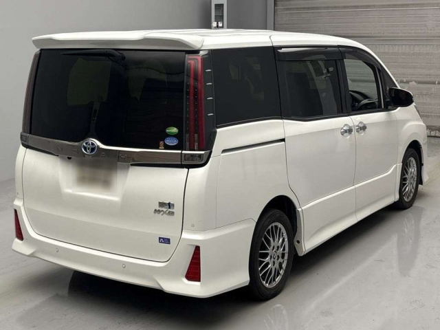 TOYOTA NOAH 2020
