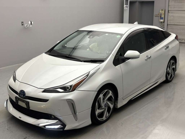 TOYOTA PRIUS 2020