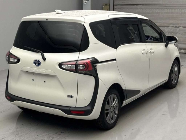 TOYOTA SIENTA 2022
