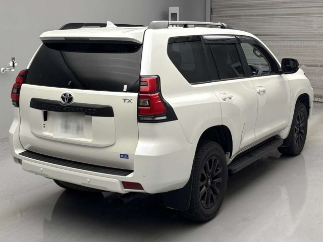 TOYOTA LAND CRUISER PRADO 2023