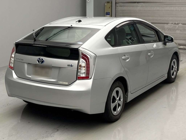TOYOTA PRIUS 2012
