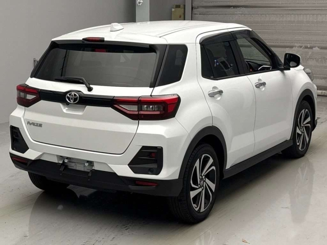 TOYOTA RAIZE 2023