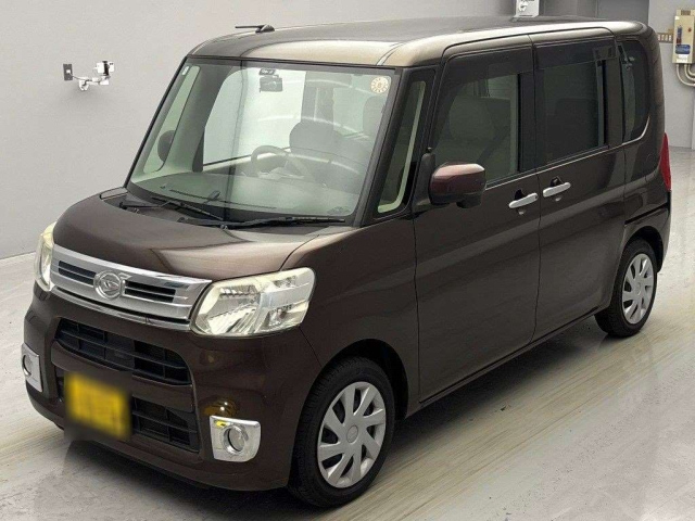 DAIHATSU TANTO 2014