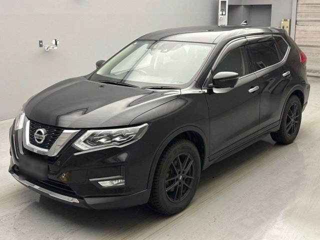 NISSAN X-TRAIL 2018