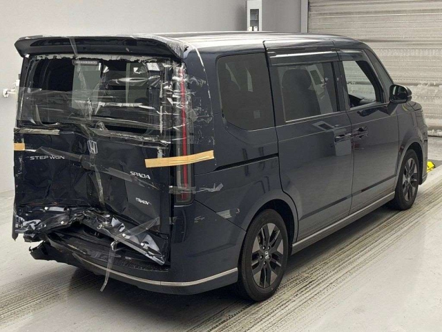 HONDA STEP WAGON 2023
