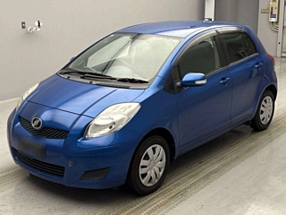 TOYOTA VITZ 2010