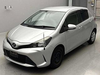 TOYOTA VITZ 2015