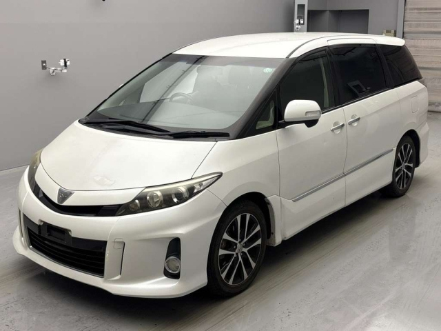 TOYOTA ESTIMA 2013