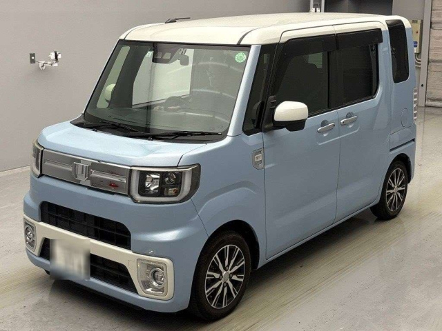 DAIHATSU WAKE 2019