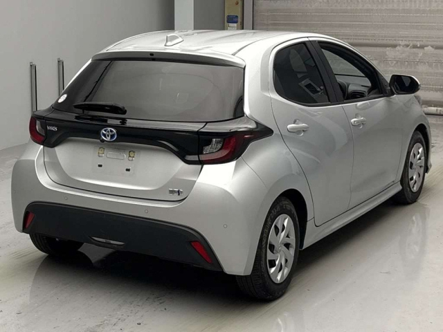 TOYOTA YARIS 2021