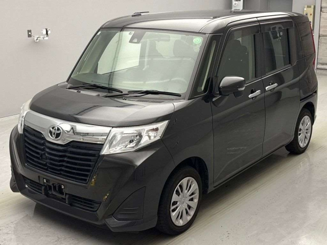 TOYOTA ROOMY 2018