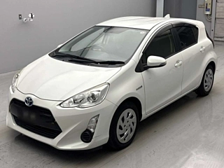 TOYOTA AQUA 2016