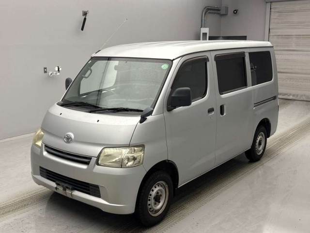 TOYOTA LITE ACE VAN 2010