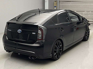 TOYOTA PRIUS 2013