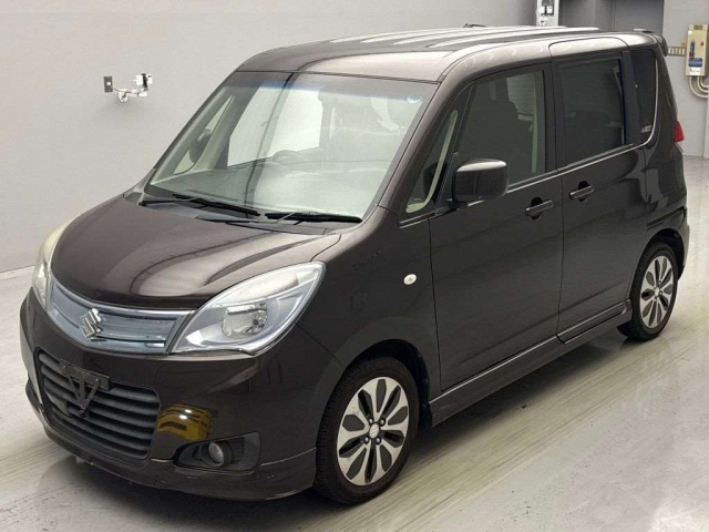 SUZUKI SOLIO 2015
