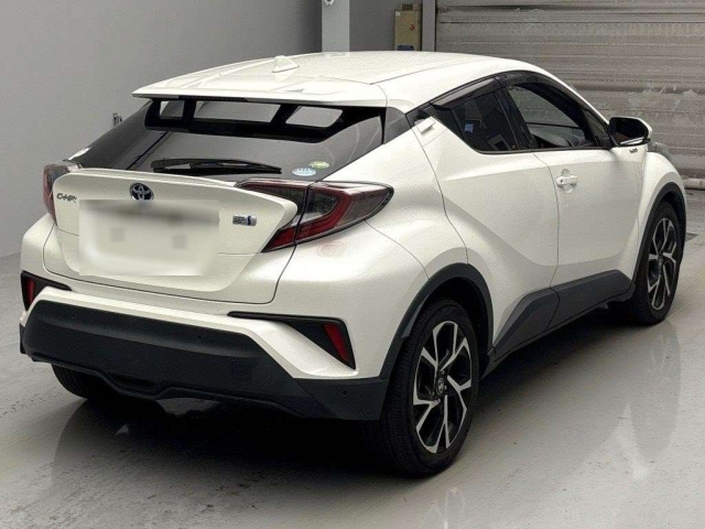 TOYOTA C-HR 2017