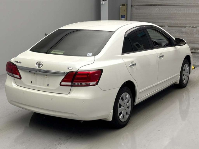 TOYOTA PREMIO 2020