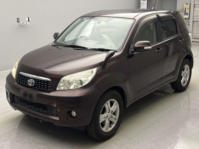 TOYOTA RUSH 2013