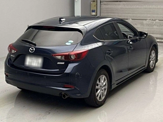 MAZDA AXELA 2017