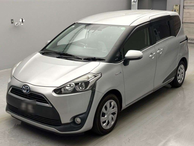 TOYOTA SIENTA 2016