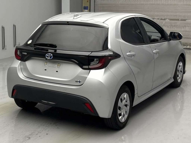 TOYOTA YARIS 2021