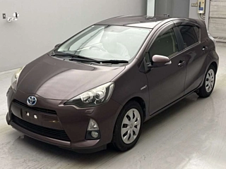 TOYOTA AQUA 2014