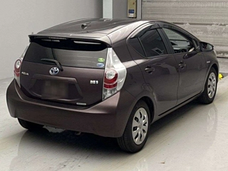 TOYOTA AQUA 2014
