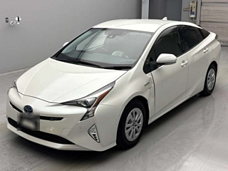 TOYOTA PRIUS 2017