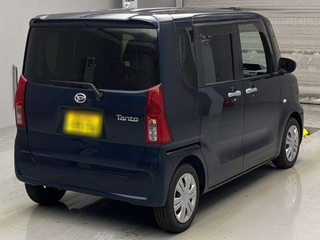 DAIHATSU TANTO 2025