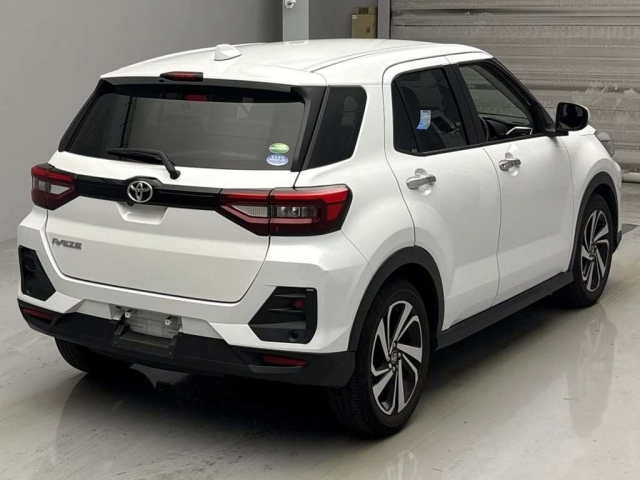 TOYOTA RAIZE 2021