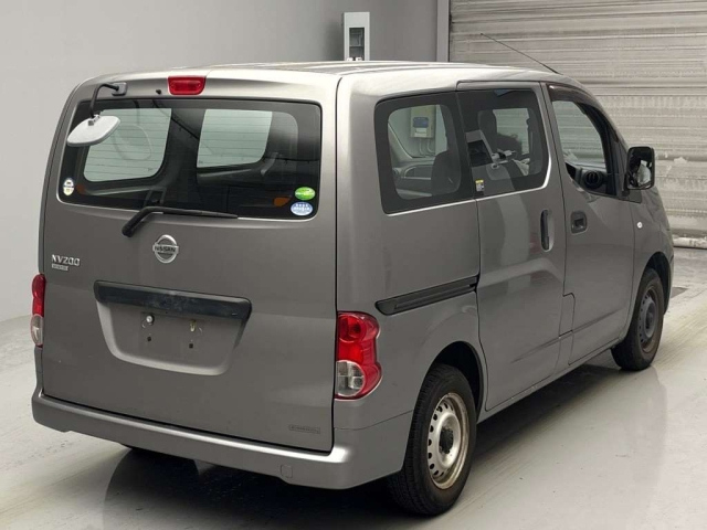 NISSAN NV200 2015