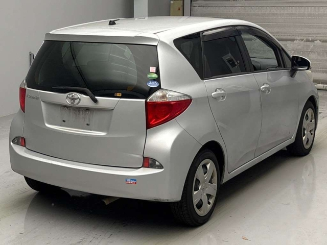 TOYOTA RACTIS 2013