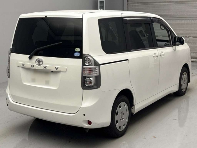 TOYOTA VOXY 2008