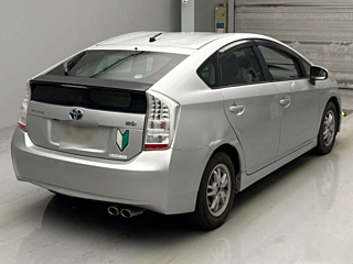 TOYOTA PRIUS 2010