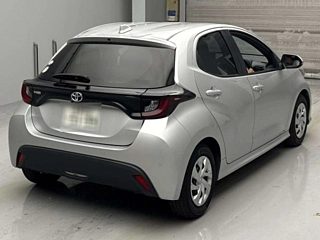 TOYOTA YARIS 2021