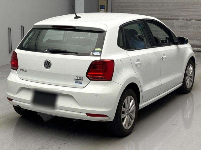 VOLKSWAGEN POLO 2017