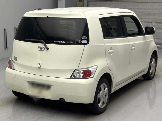 TOYOTA BB 2009