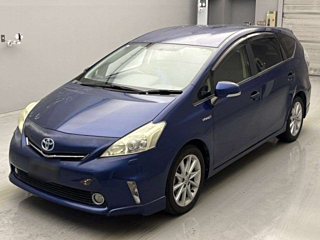 TOYOTA PRIUS ALPHA 2012