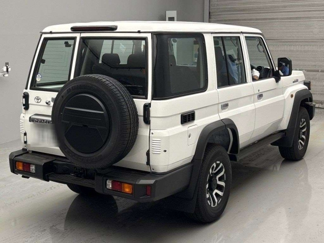 TOYOTA LAND CRUISER 2024
