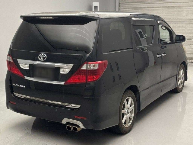 TOYOTA ALPHARD 2009