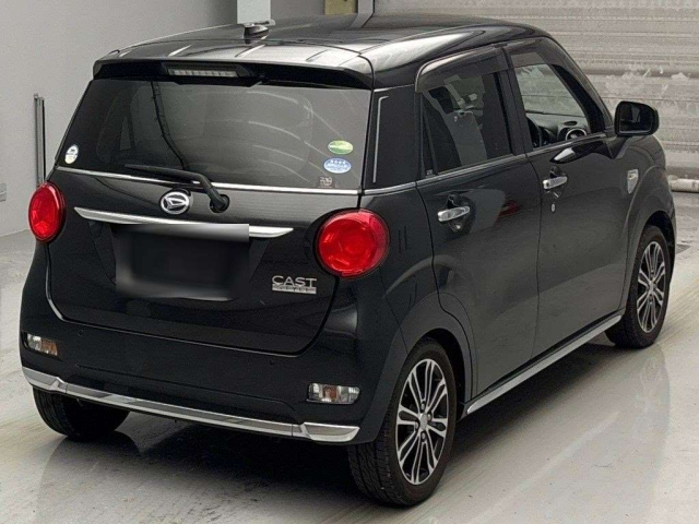 DAIHATSU CAST 2017