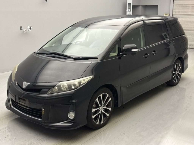 TOYOTA ESTIMA 2013