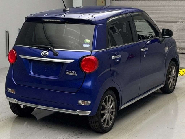 DAIHATSU CAST 2018